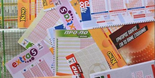 用儿子的生日号买彩票,英国厨工阿姨幸运中得894万