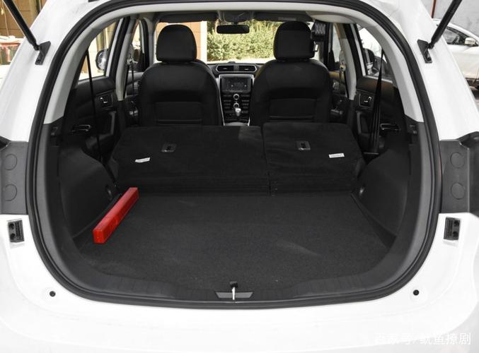 哈弗h2:外观潮流炫酷,视觉冲击感很足