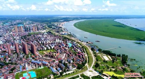 纺织服装产业园:"卫星工厂" 集群"秀色"_监利县