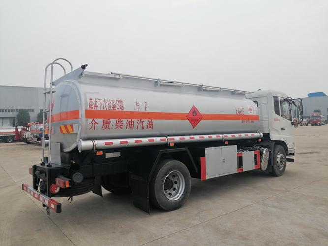 东风天锦油罐车|12.7方运油车