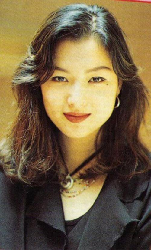 香港天后级女歌手排名(中国香港乐坛七位天后的旧照)