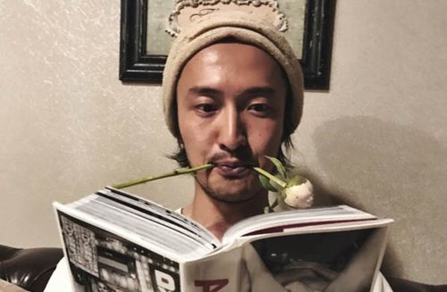 王传君怎么了是得抑郁症了吗 满脸胡子穿着邋遢似流浪汉