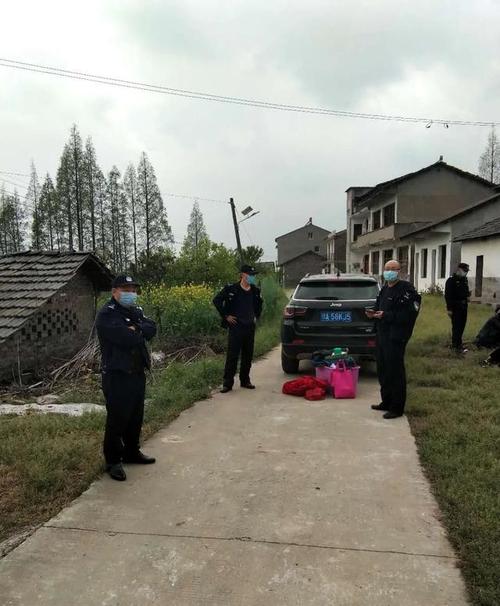 湖北省监利这5个人,在新沟的破棚子里干这事,被警方抓了!