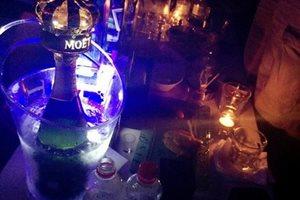 轩尼诗vsop鸡尾酒香槟王黑桃a巴黎之花蓝方     基本信息 菜系: 酒吧