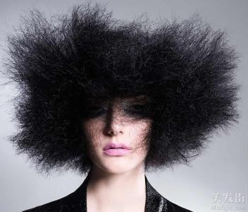 爆炸头可爱头像