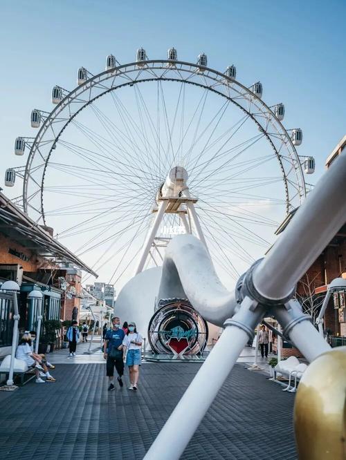 你好,这里是新静安!