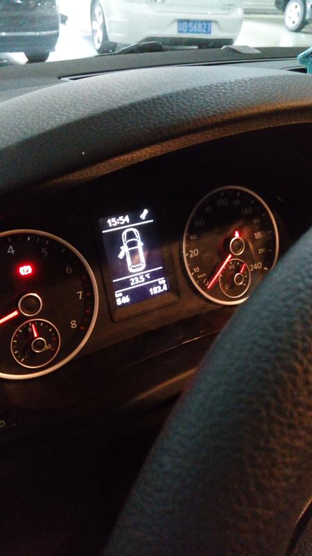 上汽大众途观发动机故障灯亮 4s店无法告知原因