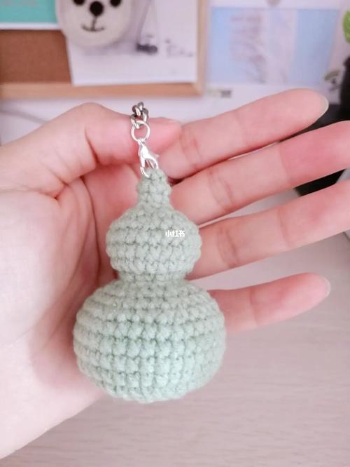 果蔬系列—小葫芦_钩针_钩针编织_挂件_手工制作_蔬菜水果_钩针图解