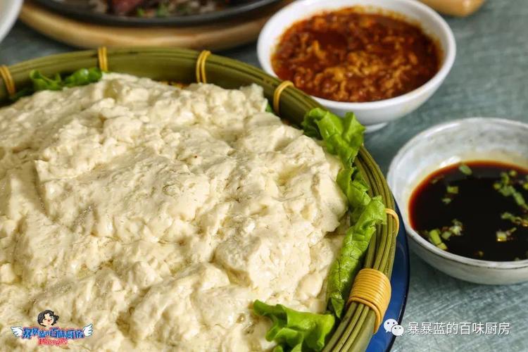 至于duangduang馋人的滑嫩辽西水豆腐,不用自己点,蓝粉到店就免费送