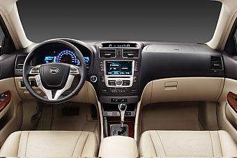 比亚迪g6 dct版内饰