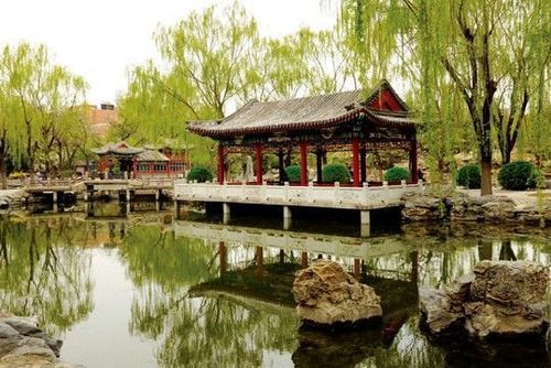 亭台楼榭