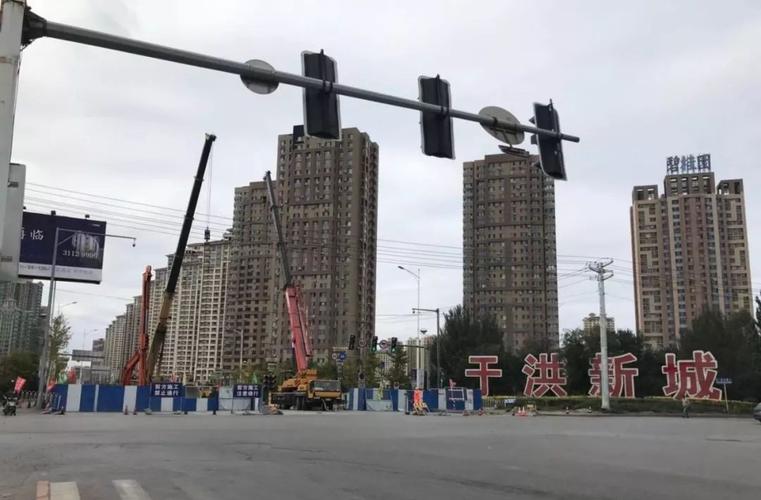 在于洪新城有两个比较大型的污水处理厂,一个位于阳光路/城东湖街附近