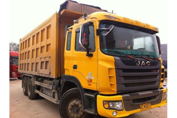 南昌2011年11月江淮前二后八自卸出售黄色手动挡