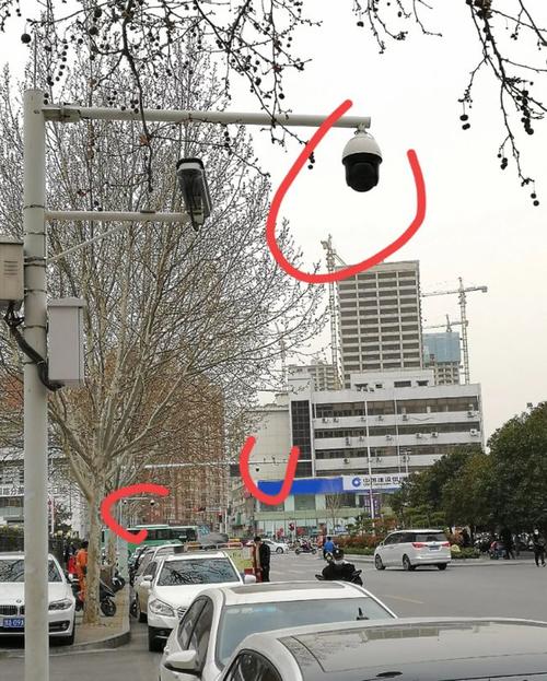 广电南路4个路口10个摄像头遭吐槽:全郑州电子眼最密集路段|违停|卡口