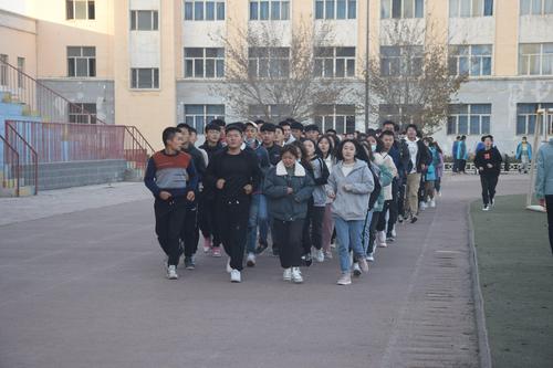 新疆石河子职业技术学院工程分院2020届学生会素质拓展活动