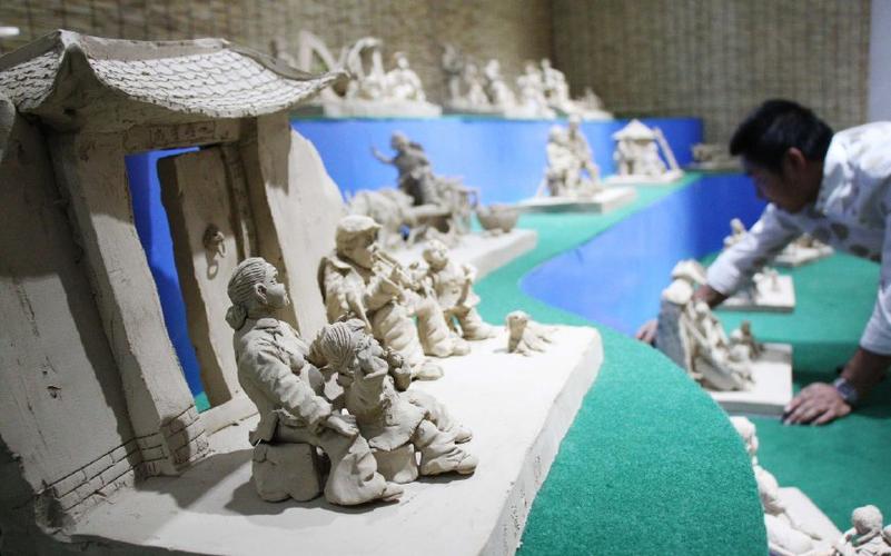 80后玩泥巴艺术性创业还原上世纪70年代农村生活