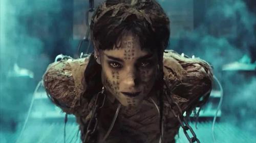 1万次观看· 1年前 03:06 《 新木乃伊》:公主杀害国王抢王位,暴露后