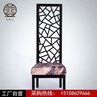 高背椅子