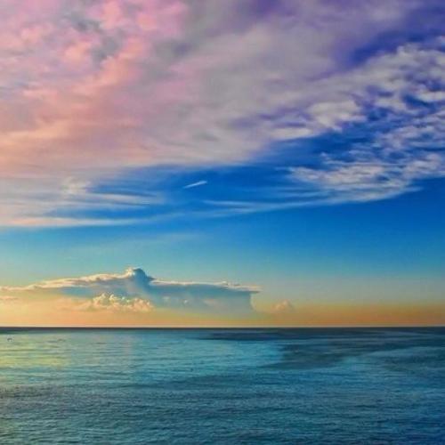 有哪些好看到爆的蓝色系头像?