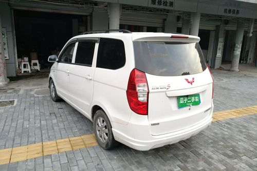 五菱宏光 2018款 1.5l 经典款s标准型