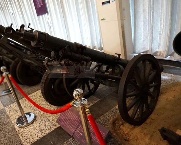 抗战期间国军最大迫击炮民33式120毫米萨沙的兵器图谱第242期