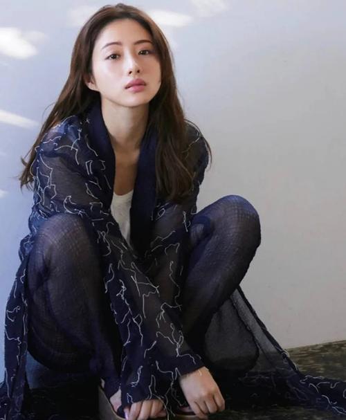 原创石原里美真是变美活教材,学会了还怕不能脱单?