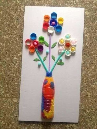 6.收集身边的废旧物品,发挥想象,制作一件创意手工作品.