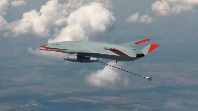 美海军成功测试mq25a黄貂鱼舰载无人加油机