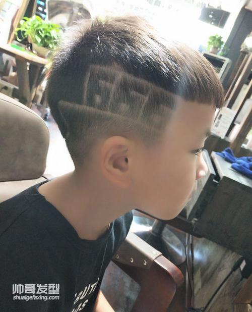 2018夏季男童潮酷发型儿童发型图片男