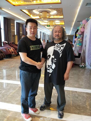 在西安吉源国际酒店,顶级实干家张晓岚导师主讲《奇胜营销》