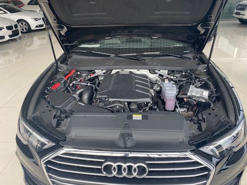 奥迪a6l 2021款 40 tfsi 豪华动感型