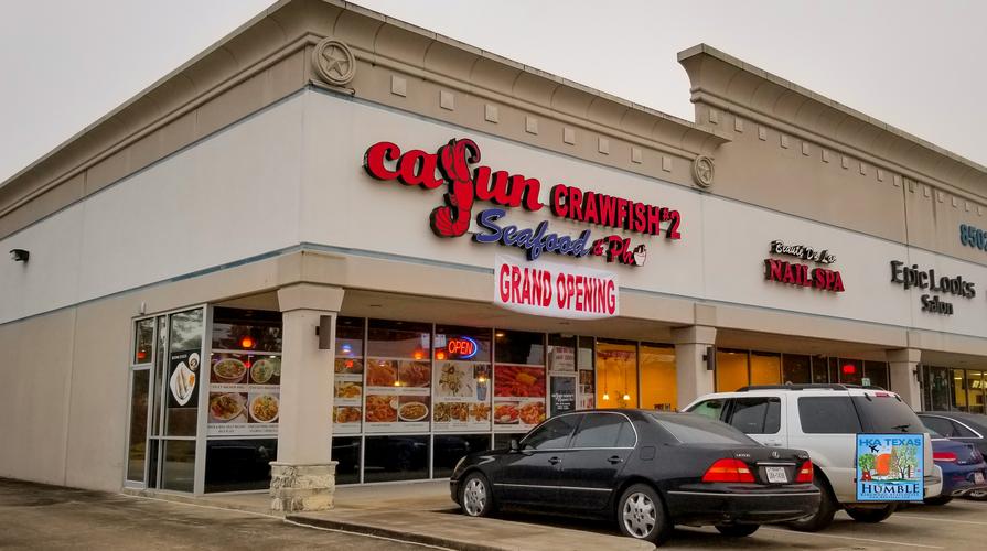 cajun crawfish seafood & pho now open in atascocita, texas