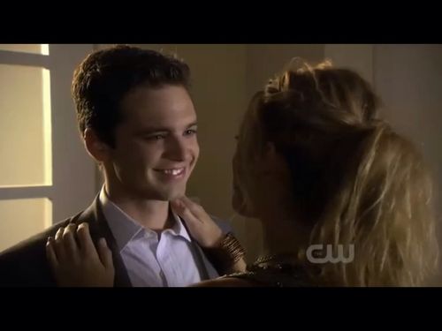 美剧【绯闻女孩gossip girl】里的carter baizen 分别