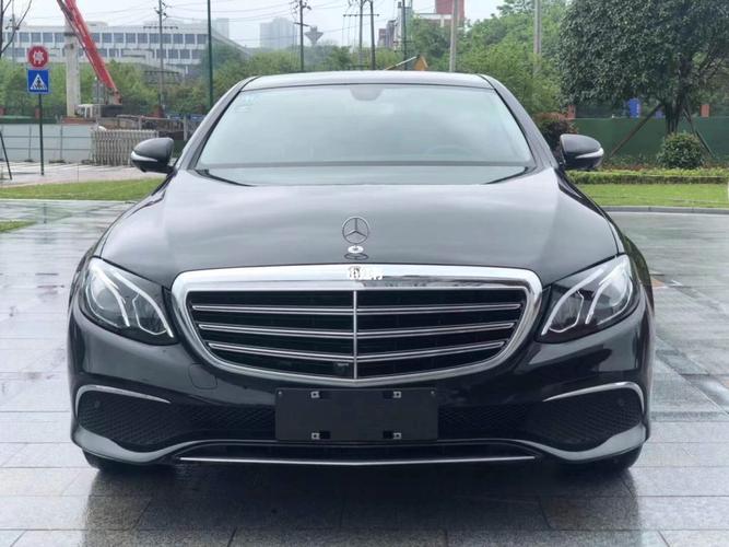 奔驰e300l立标_梅赛德斯-奔驰怎么样_氛围灯_补妆_汽车分享_汽车_汽车