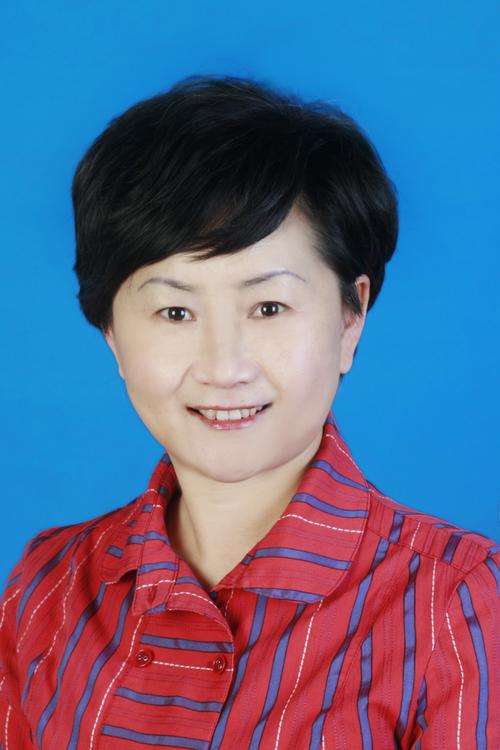 卢明霞