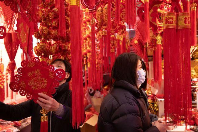 网易首页>网易号>正文申请入驻>汤长统《年的颜色》2022我和我的家