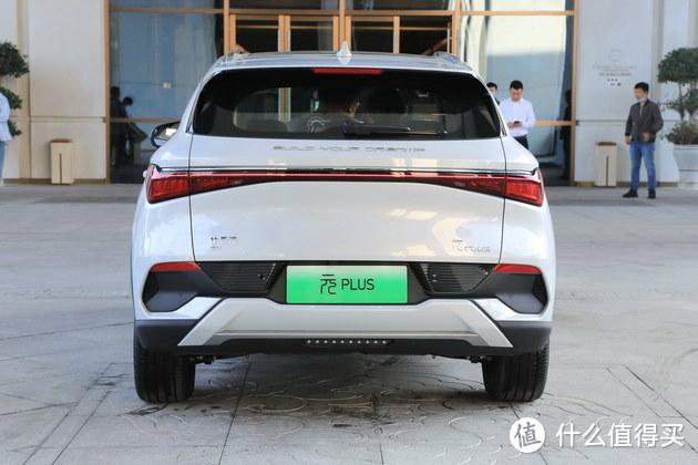 元力觉醒比亚迪e平台30首款潮跑suv元plus实拍解析