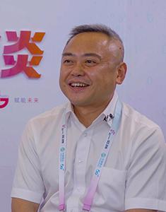 紫光集团联席总裁兼新华三首席执行官 重庆市渝中区委常委,常务副区长