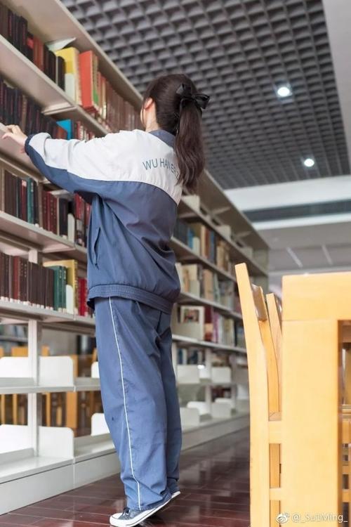 那些年,我们穿过的校服火了!_武汉_新闻中心_长江网_cjn.cn