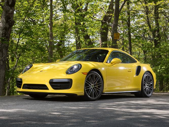 保时捷911 turbo跑车黄色跑车