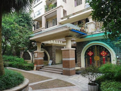 一碗水 山语间三房135万