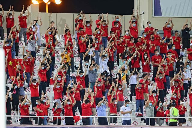 世界杯希望渺茫中国足球错的可能只有球迷