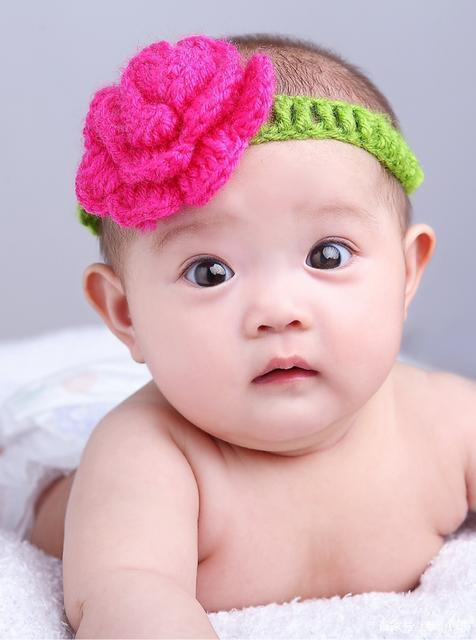 大眼睛宝贝,真可爱