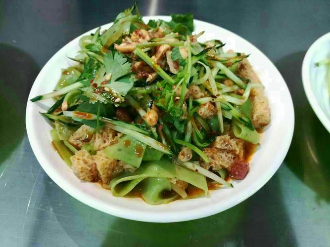 纯正濮阳凉皮入住新乡支雪生活广场美食城,正式开业啦,欢迎前来试吃