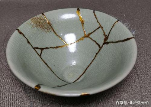 破碎的古瓷器标本不要扔,这行商机大着呢,除非你不差钱