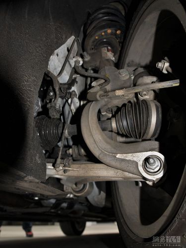 凯迪拉克xts 2013款 2.0t at精英型