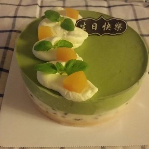 路路妈妈2001做的抹茶红豆芝士慕斯