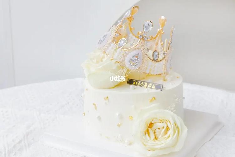 石家庄蛋糕/鲜花皇冠蛋糕_蛋糕_鲜花_美食_白色浪漫_石家庄美食_美食