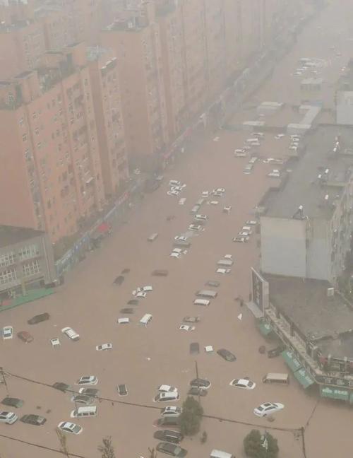 千年一遇的郑州特大暴雨原因是什么