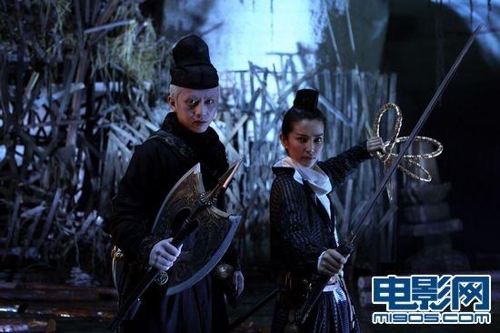 "狄仁杰"曝新剧照 刘德华,李冰冰展神探英姿